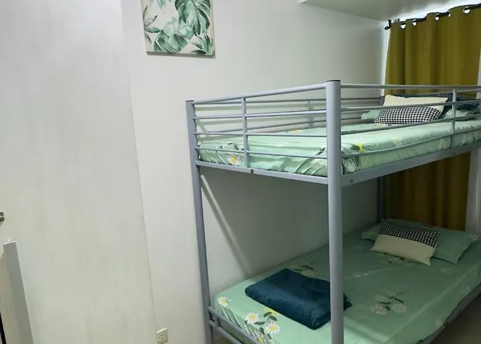 Aparthotel 2- Bedroom In Metro - Azure Manila